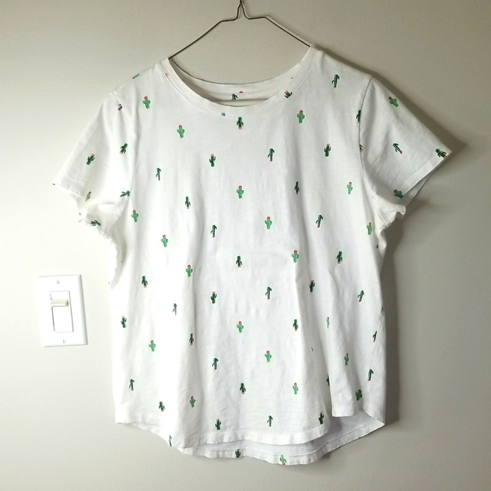 Old Navy womens short sleeve t shirt cactus print